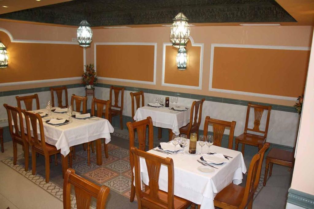 Hostal Macami Педро-Абад Экстерьер фото